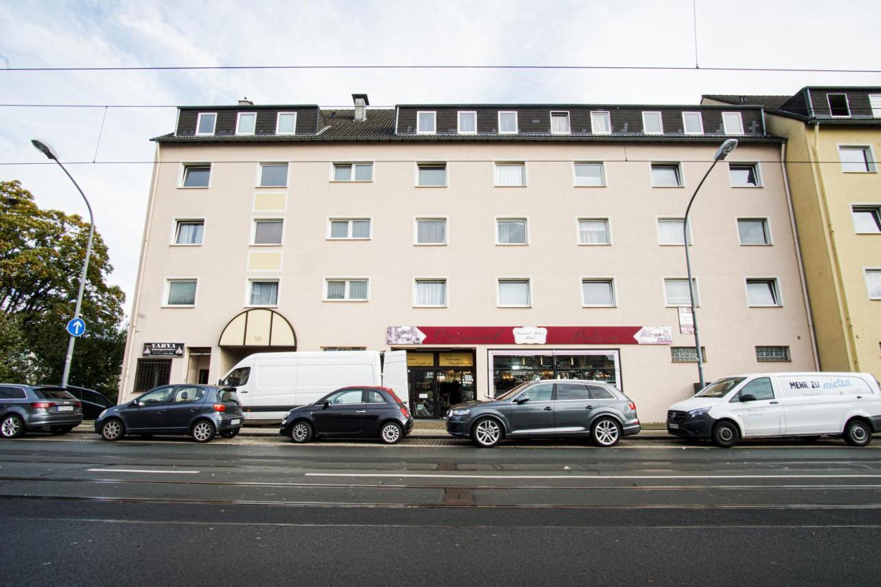 Homefy Boho Studio - Free Parking - Self Check-In - Elevator Essen Esterno foto